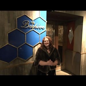 Meet your Posher, Melanie